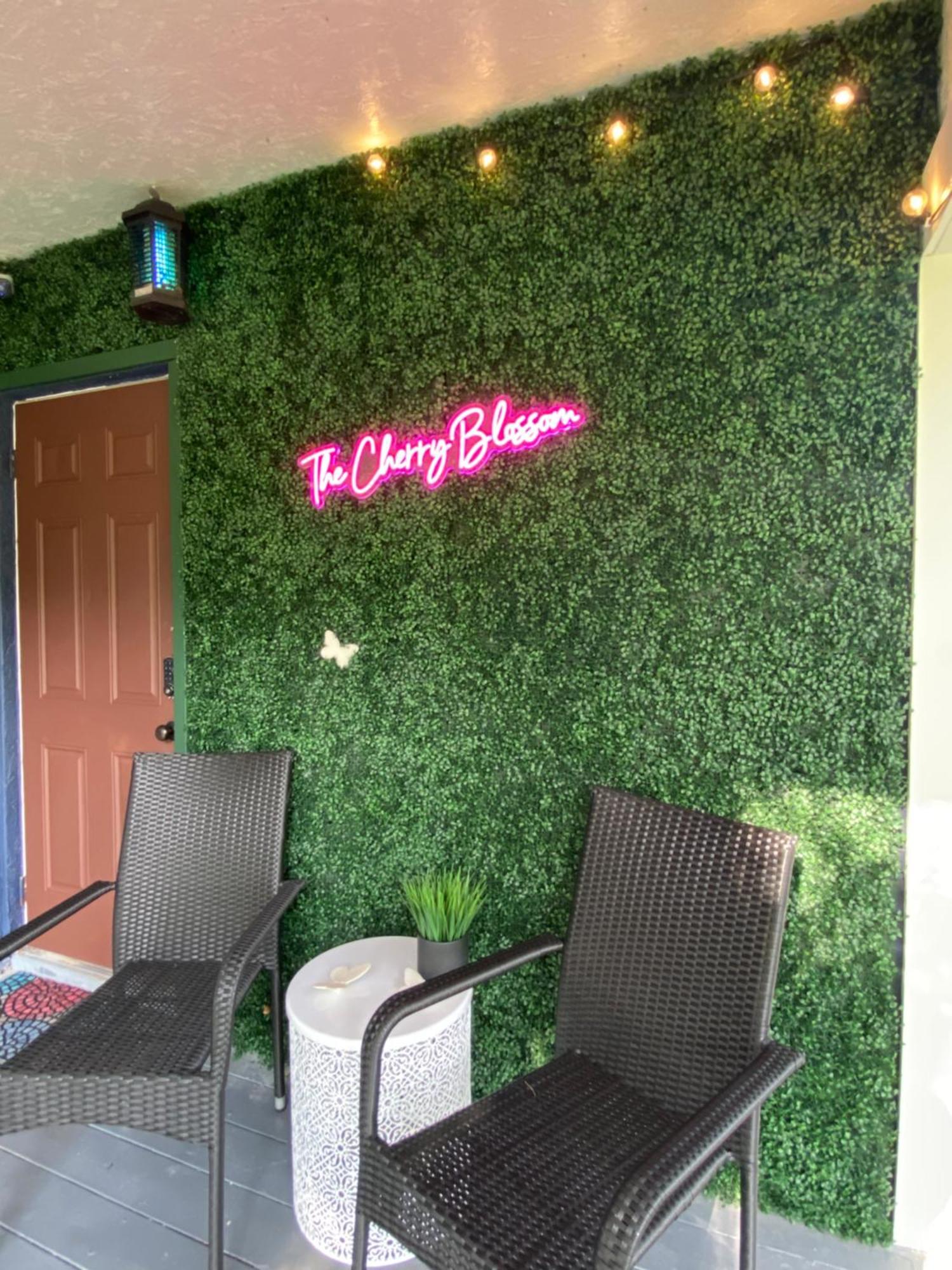 The Cherry Blossom Sanford Extérieur photo